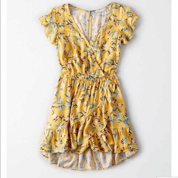 American Eagle Outfitters Dresses & Skirts - Yellow Floral Romper, Brand New size XS